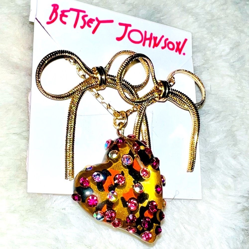 Betsey Johnson Leopard Print Heart and Bows Necklace set